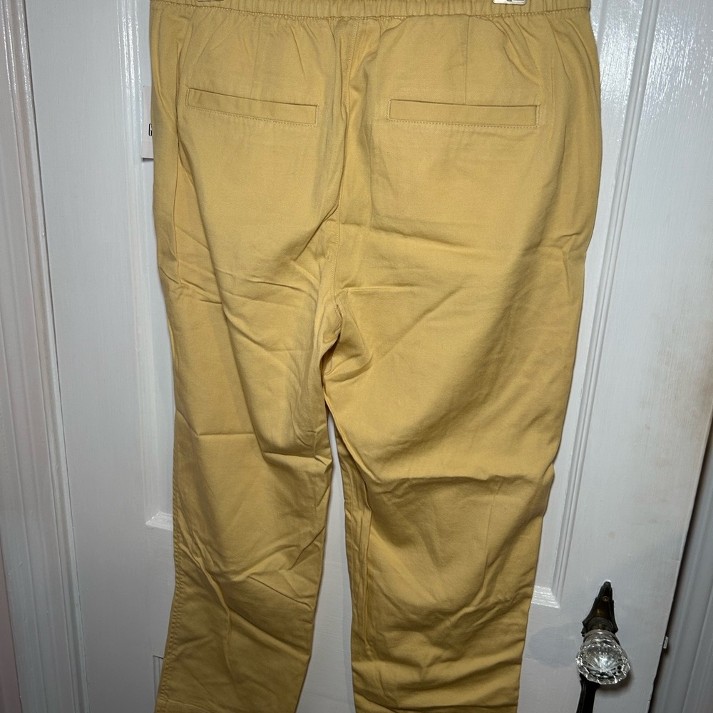 Yellow pants - Picture 4 of 5
